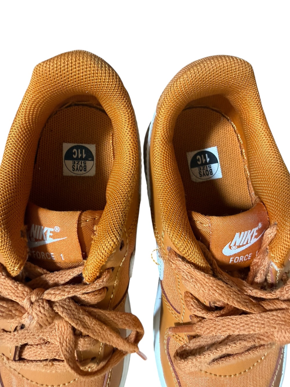 Nike Kids' Low Top Air Force 1 Sneakers in Texas Orange/White - Picture 4 of 4